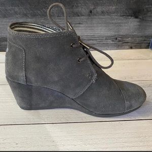 Tom’s Dusty Gray Suede Women's Booties